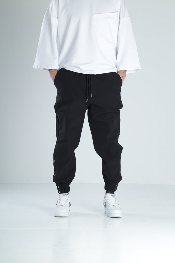 Paça Detaylı Siyah Paraşüt Jogger COC1559