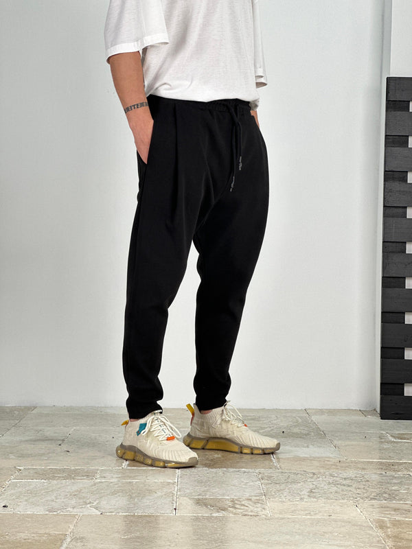 Pileli Siyah Havuç Kesim Pantolon - kumaş 3 iplik COC2092