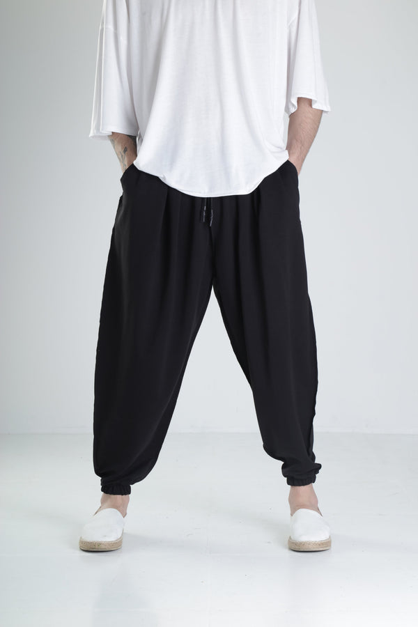 Pis Dikiş Siyah Pileli Yarım Şalvar COC1341